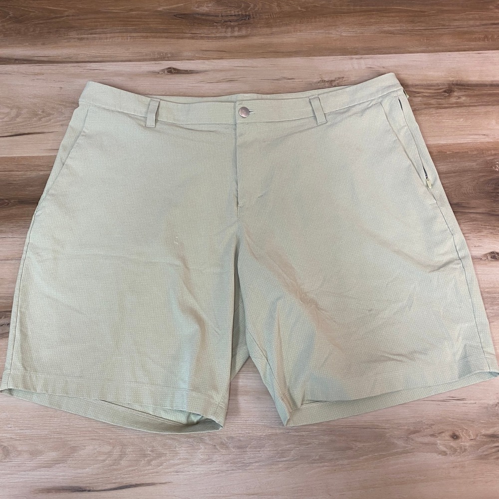 Lululemon Shorts Mens 36 Chino Lightweight Athletic Casual Green Mens Size 36